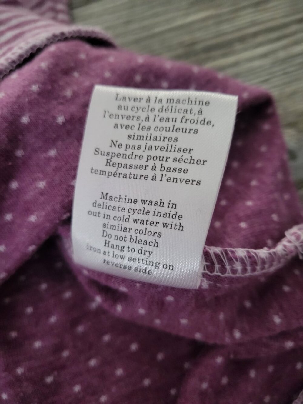 Plum Polka Dot Pullover M - Picture 12 of 12